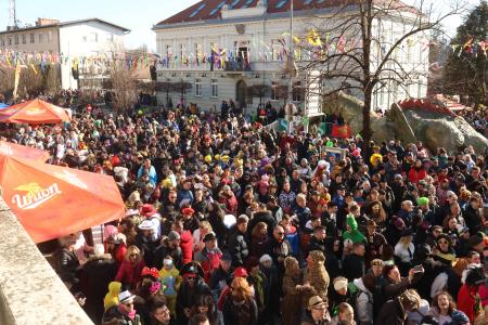 PUSTNI KARNEVAL PUSTOLETJE 97B FOTO LJUBO VUKELIČ